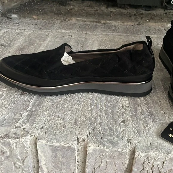 NEW! Ron white shoes - Picture 2 of 4